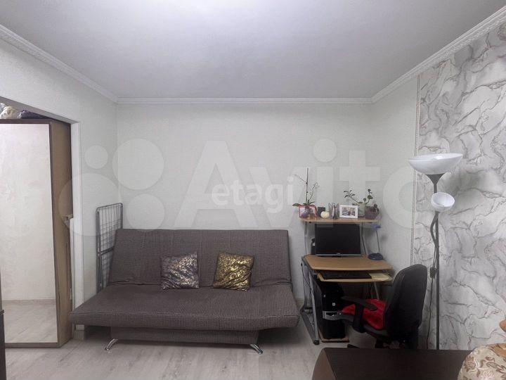 2-к. квартира, 47 м², 1/9 эт.