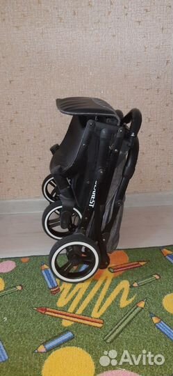 Прогулочная коляска Dearest 818+