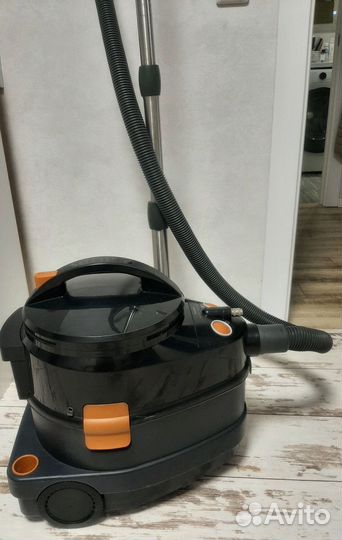 Моющий пылесос philips