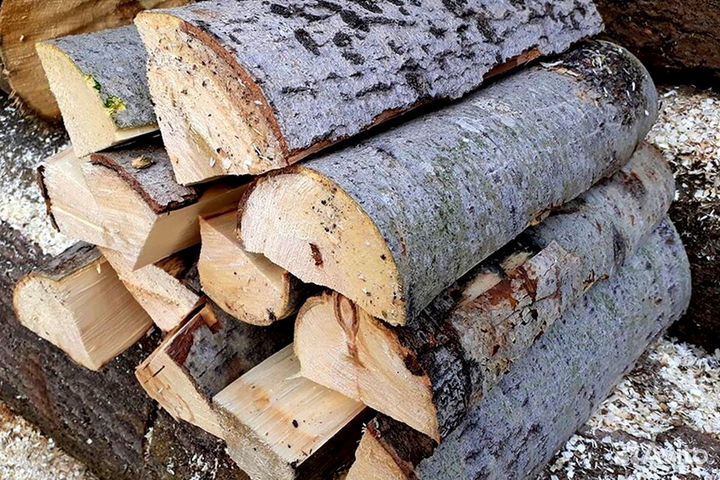 Дрова рядом