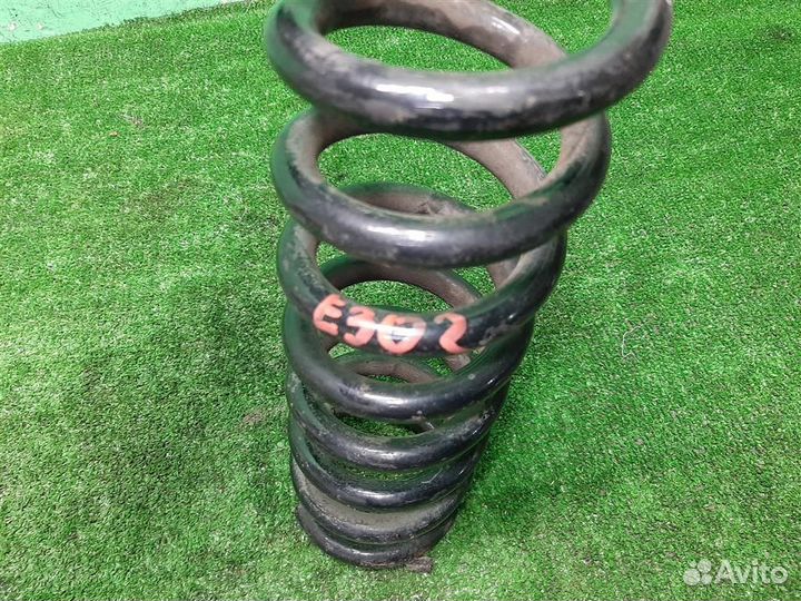 Пружина задней подвески Mercedes Benz C-Class W20
