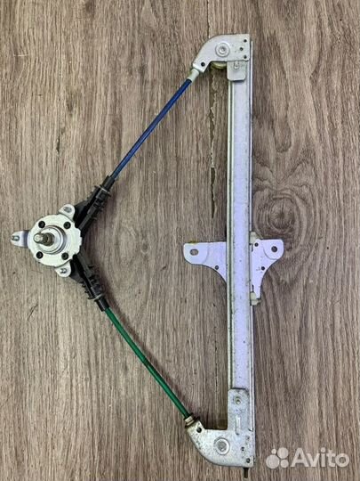 Стеклоподъемник задний правый Opel Agila A хетчбэк