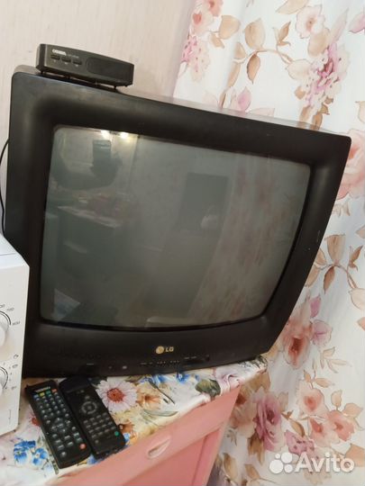Продаю телевизор