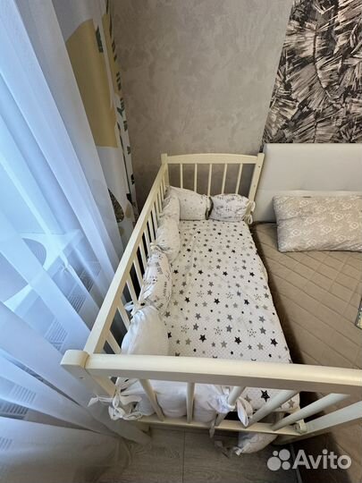 Детская кроватка для малыша