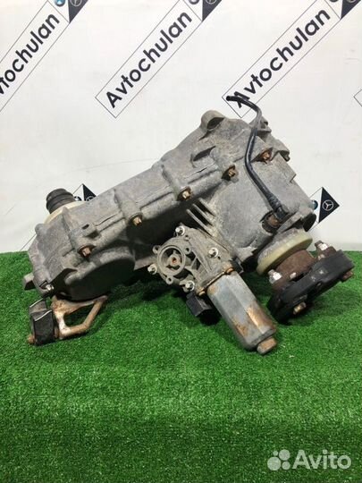 Раздаточная коробка Bmw X5 E70 N62 2007