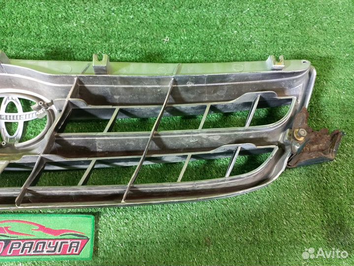 Решетка радиатора toyota CXM10G,SXM10G,SXM15G ipsu