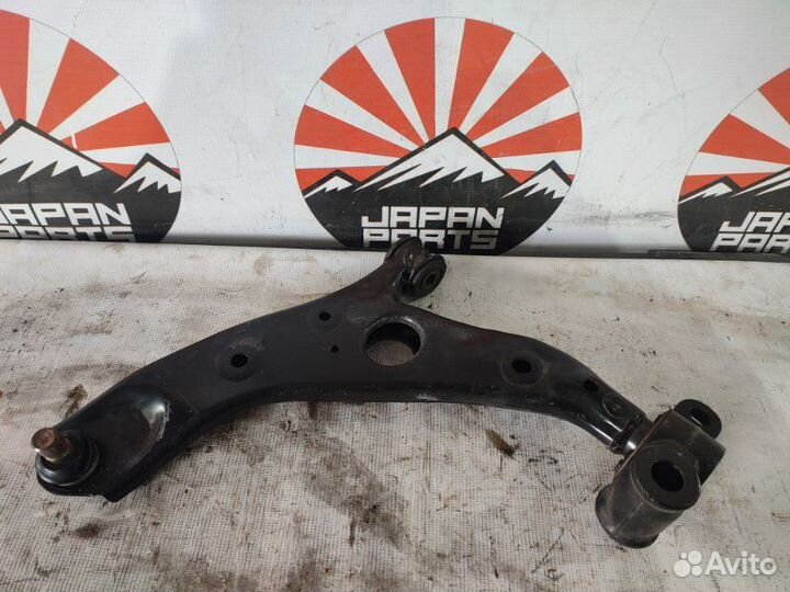 Рычаг передний правый Mazda Mazda6
