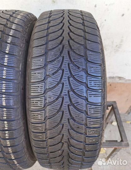 Bridgestone Blizzak LM-80 Evo 215/65 R16 98H