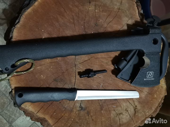 Топор туристический