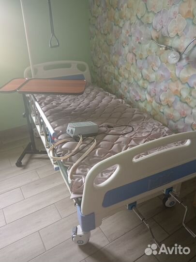 Функциональная кровать для лежачих больных