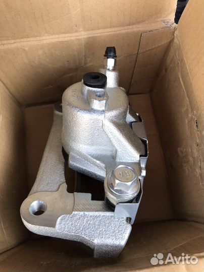 Суппорт задний