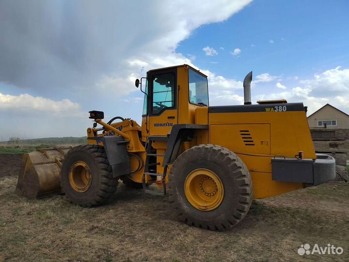 Фронтальный погрузчик Komatsu WA380-3, 1998