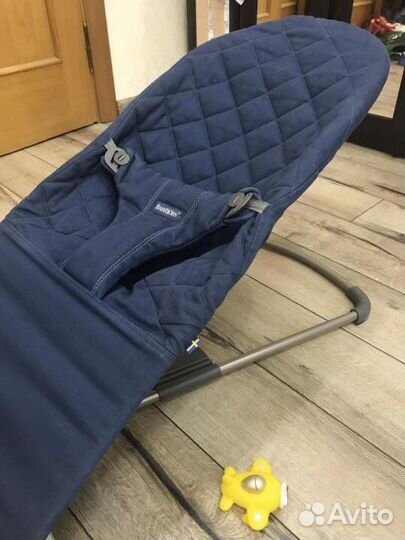 Кресло-качалка Babybjorn
