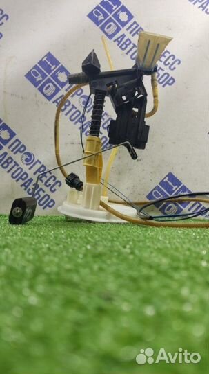 Датчик уровня топлива Jaguar Xf седан 3.0 2008