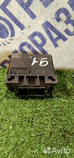 Блок управления вентилятором Peugeot 406 седан 1.8