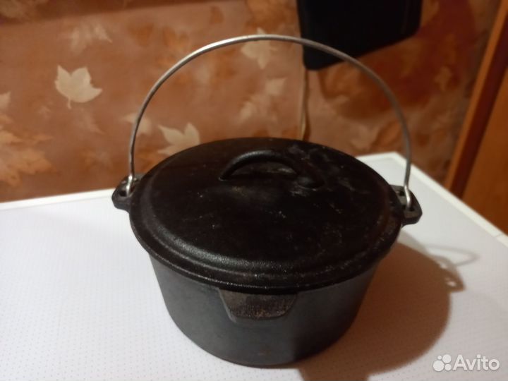 Казан чугунный. Котелок походный на 2.5 литра