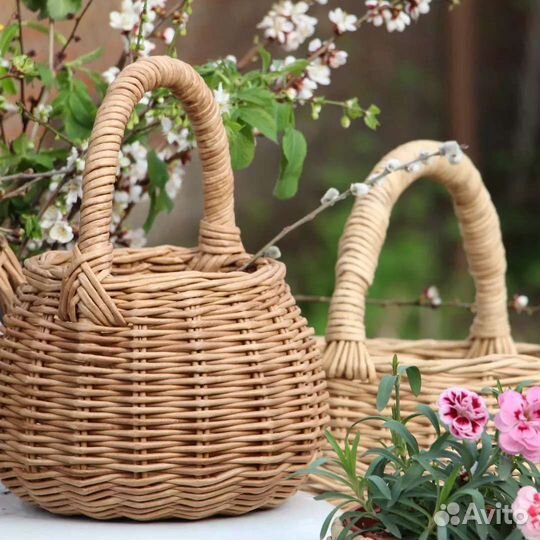 Корзина плетеная