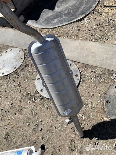 Продам глушитель LADA 2107