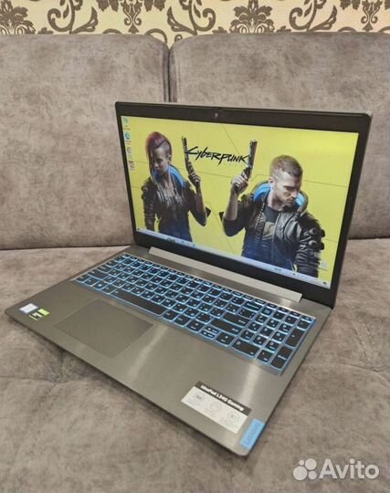 Игровой ноутбук Lenovo