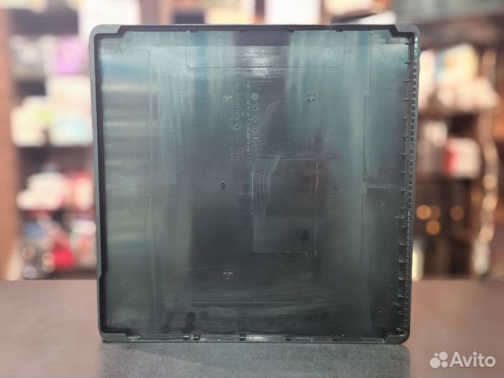 Крышка верхняя для PS4 Slim Б/У