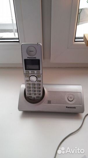 Беспроводной телефон 