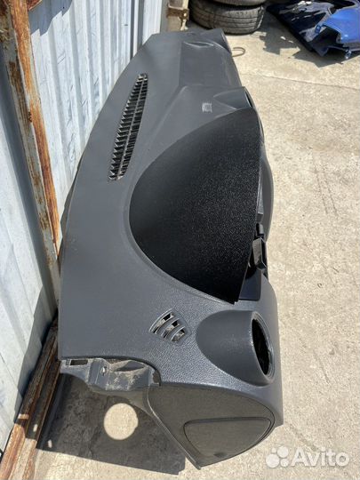 Панель (торпеда) рено логан 1