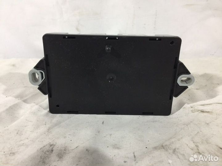 Блок предохранителей Jaguar Xe 1