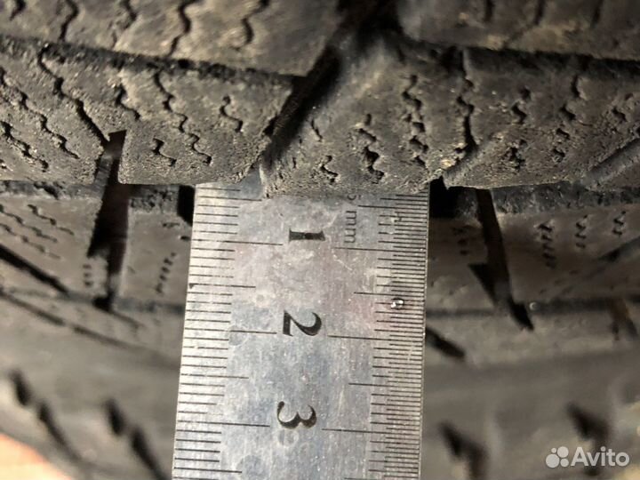 Bridgestone Blizzak DM-V1 2.25/55 R20 179W
