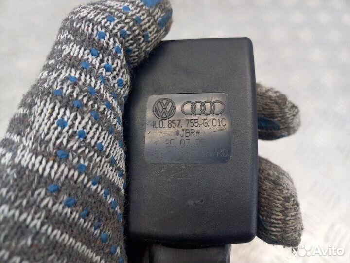 Замок ремня безопасности передний правый Audi Q7