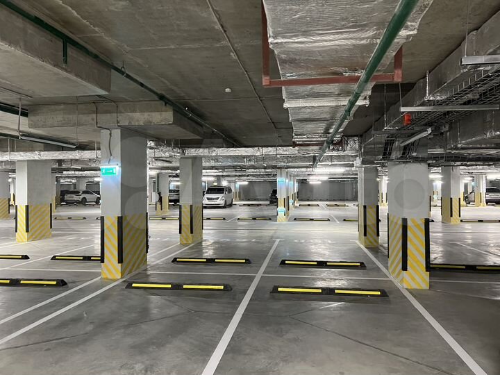 Машиноместо, 10 м²