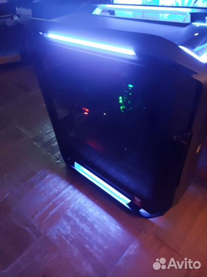 Мощный компьютер Intel Core i9-9900Box