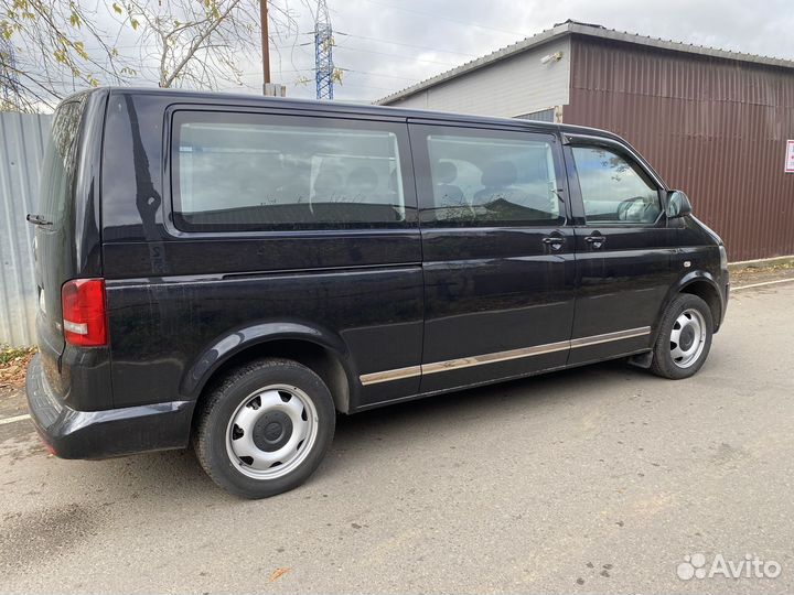 Volkswagen Caravelle 2.0 AMT, 2012, 336 000 км