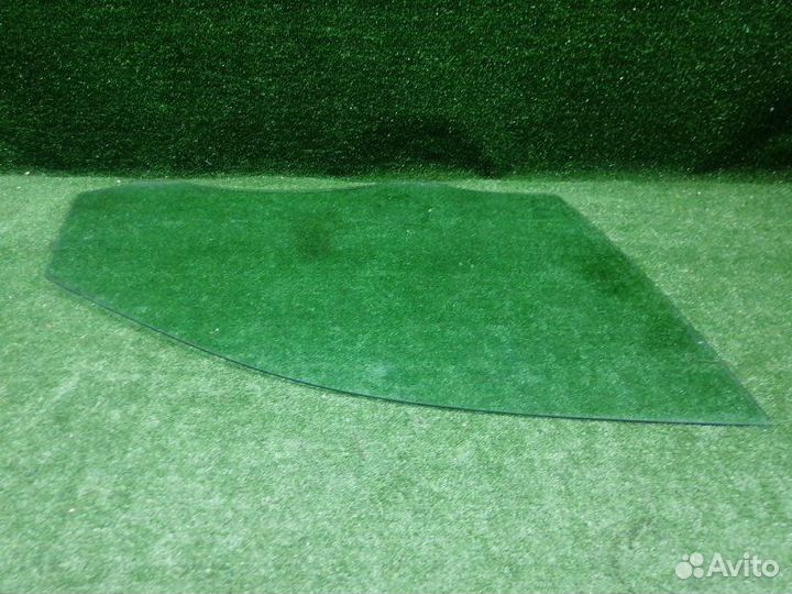 Стекло двери переднее правое Volkswagen Touareg