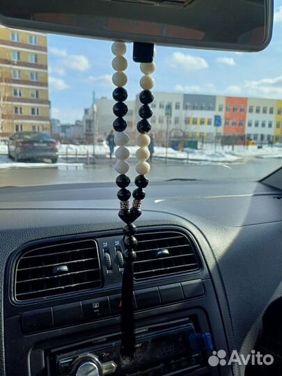 Бусы, чётки в автомобиль