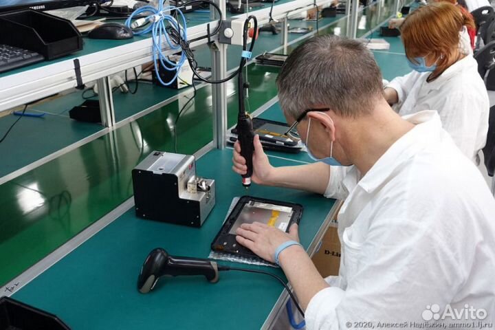 Работа вахтой в Москве производство планшетов