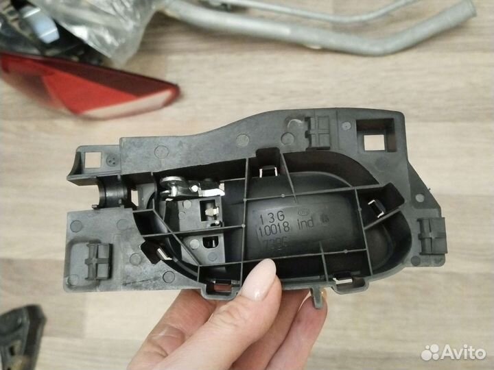 Ручка двери внутренняя левая Citroen C4 2005-2011