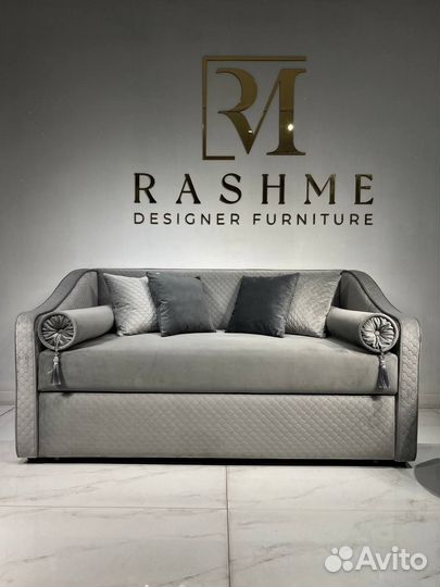 Диван выкатной с подушками