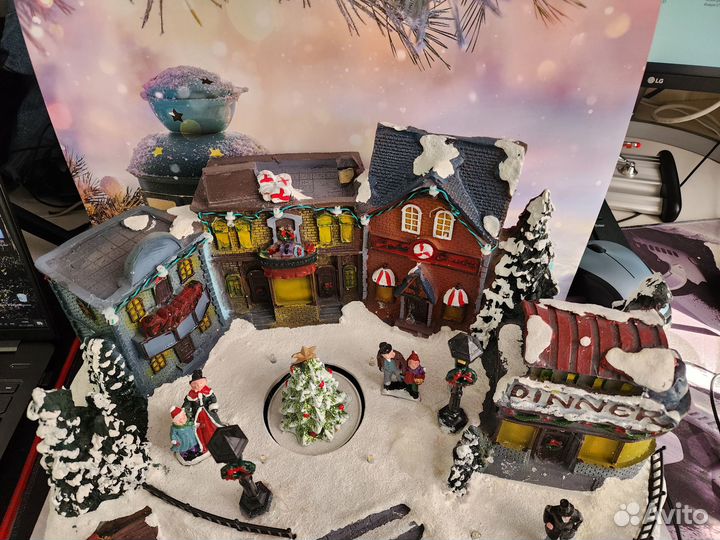 Новогодняя музыкальная композиция с подсветкой