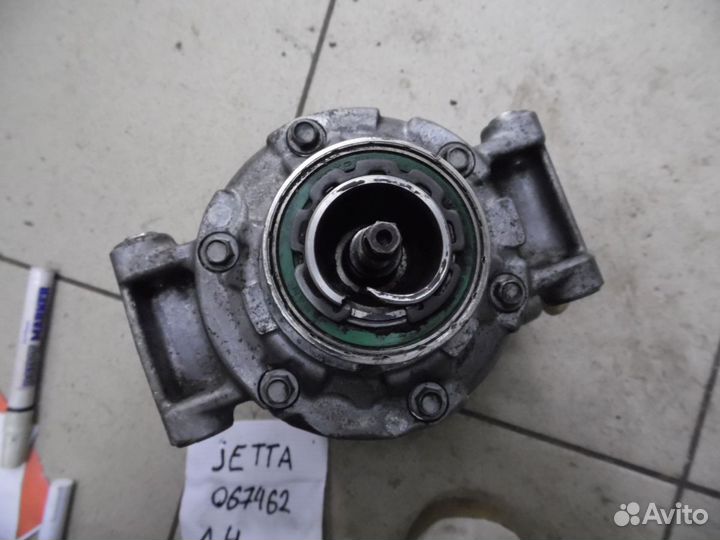 Компрессор системы кондиционирования VW Jetta 2011