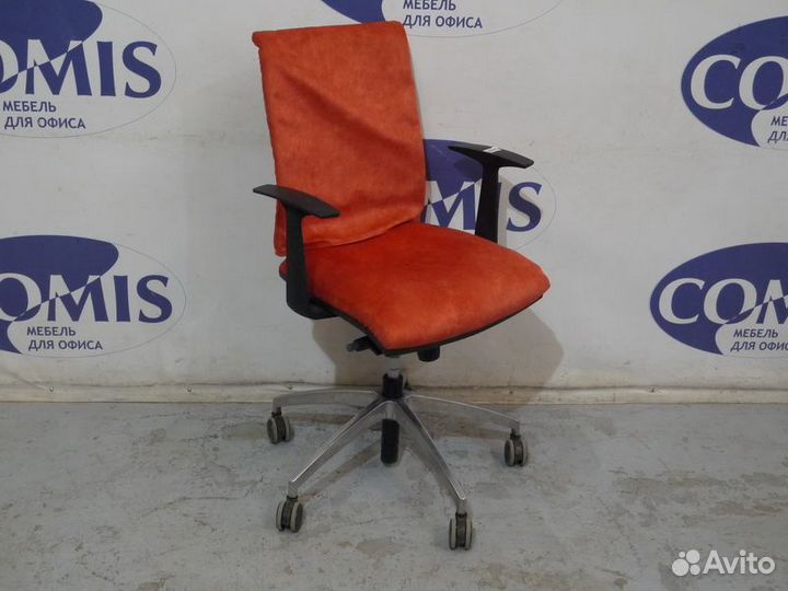 Компьютерное кресло