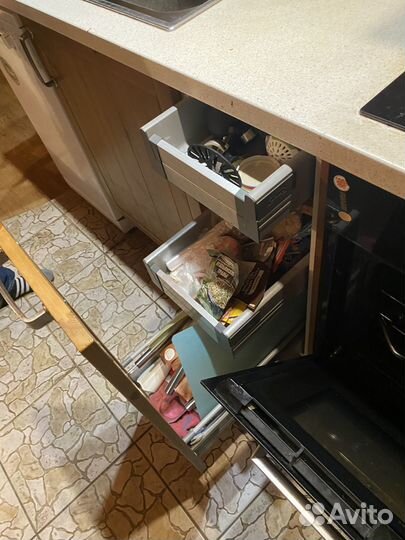 Кухня Икея с бытовой техникой