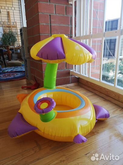 Надувной круг для малышей с навесом