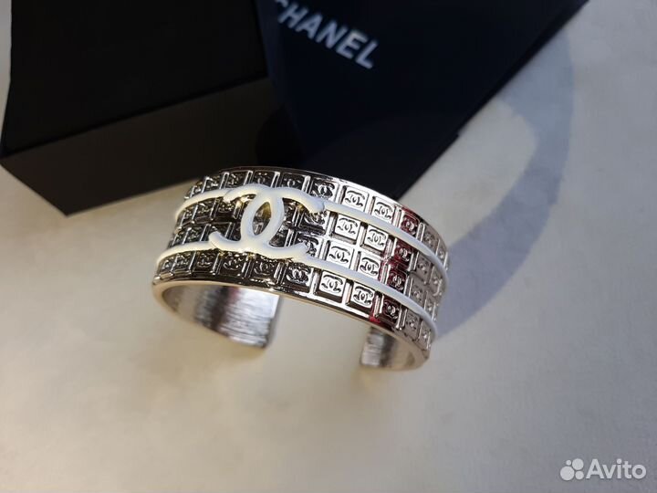 Браслет Chanel жесткий широкий