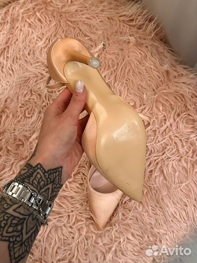 Туфли нежно розовые атласные 39