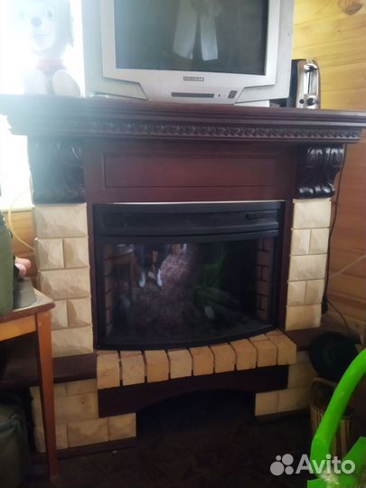 Электрокамин с эффектом пламени бу
