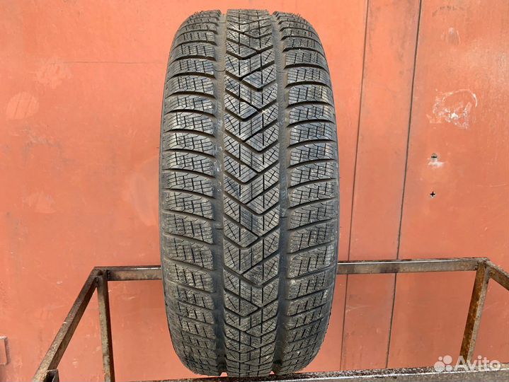 Pirelli Scorpion Winter 255/55 R19 104U