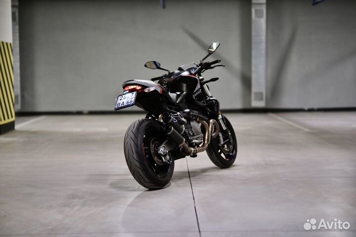 Ducati monster