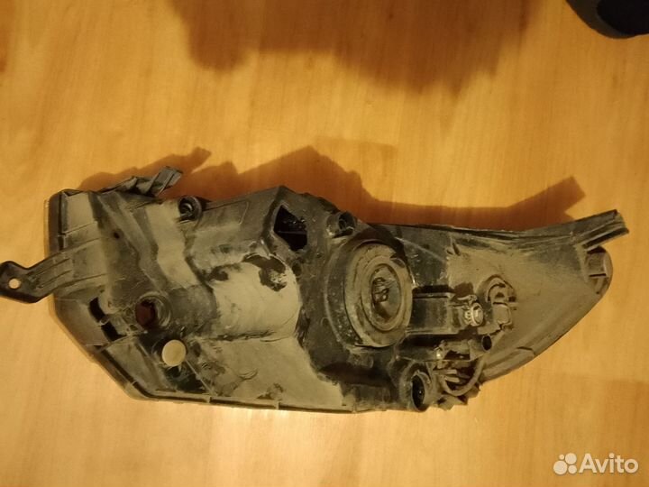 Правая фара granta fl