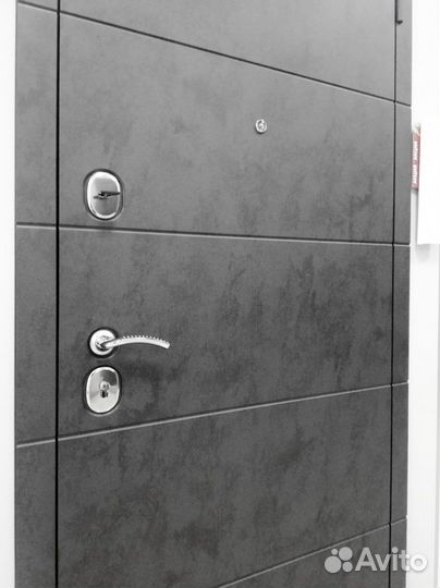 Дверь входная для квартир