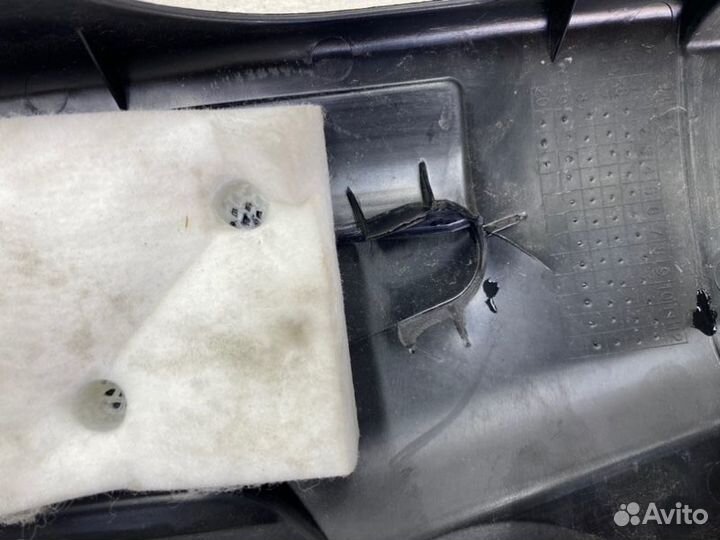 Крышка двигателя Toyota Camry V70 2arfe 2500CC